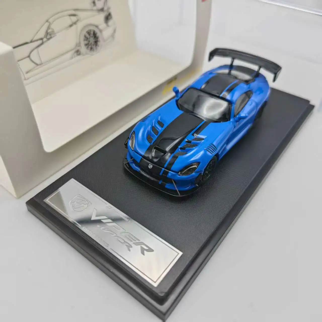 Hone Model HM 1:64 Viper ACR Magnetic Front Cover Alloy Car Model Collection