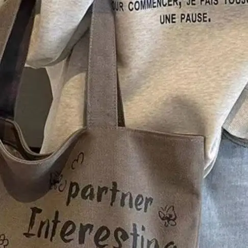 

Women's Canvas Tote with Spacious Storage; Anime Cat Letters Design Ideal for Commuting and Casual Use