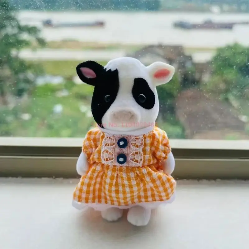 Genuine Sylvanian Families  Anime Cow Family Series And Chef Series Set Family Toy Cross Dressing Party Doll Christmas Gift Toys