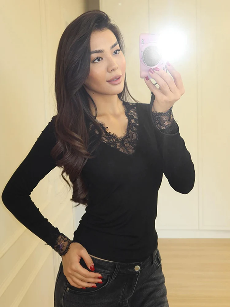 Damen V-Ausschnitt Spitzen-Top im Europäisch-Amerikanischen Stil, Lässige Herbstmode mit Freiliegender Taille und Trendigem Bauchfrei-Design