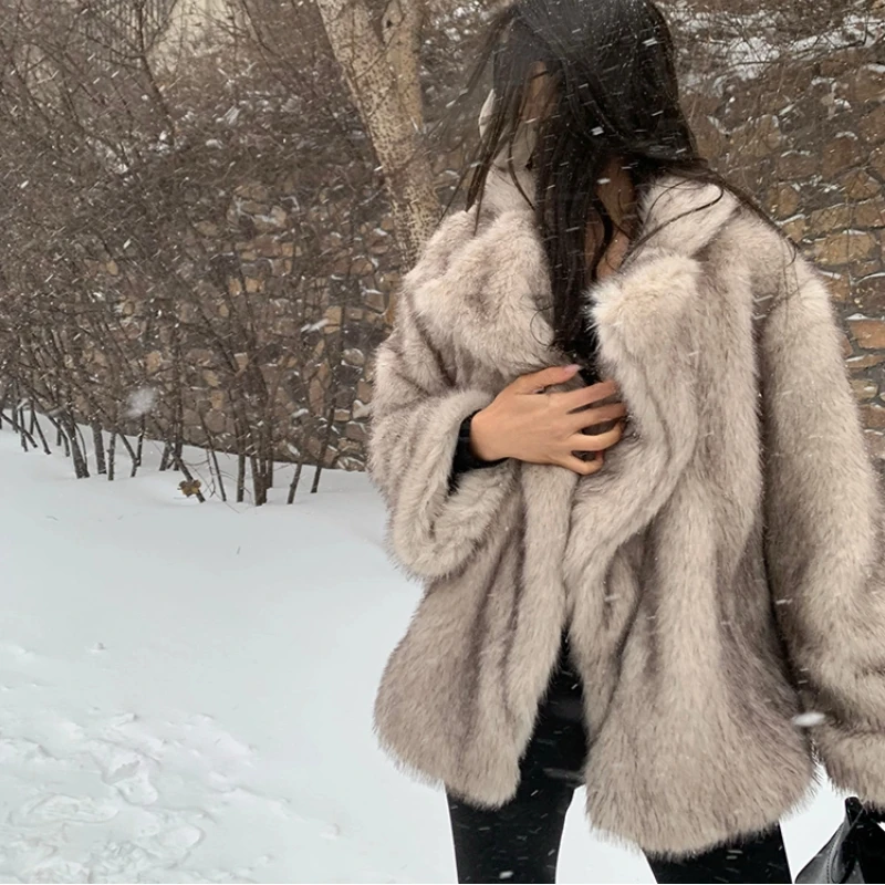 Lautaro Autumn Winter Oversized Loose Casual Luxury Soft Thick Warm Hairy Faux Fox Fur Coat Women Long Sleeve Fluffy Jacket 2025