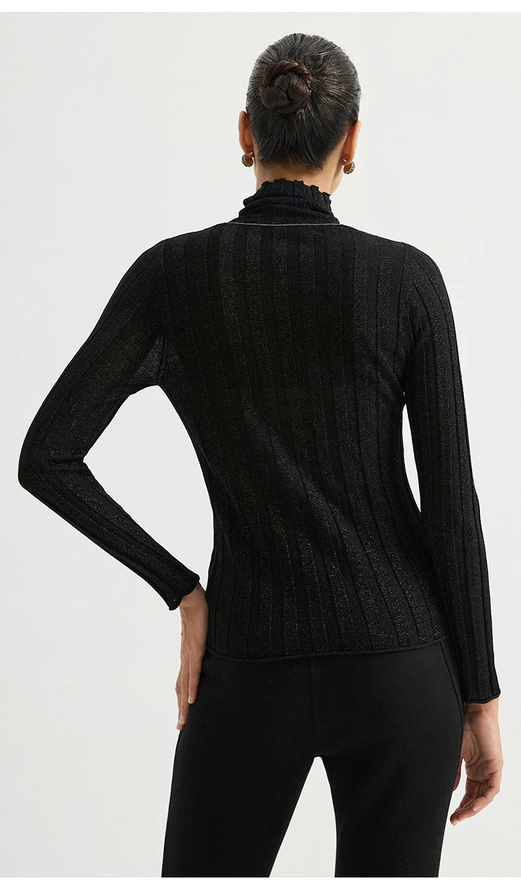 BD3621695 Damen Rollkragenpullover aus Lurex-Wollmischung mit breiten Rippen, langen Ärmeln und Wellensaum, dezenter Luxus für den frühen Herbst. – Detail 6