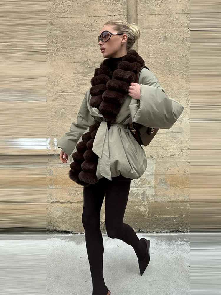سترة نسائية فاخرة مرقعة من فرو المنك الصناعي بقصة ضيقة وأربطة وأكمام طويلة معطف مرن 2025 جديد للسيدات لخريف وشتاء ملابس خارجية #2