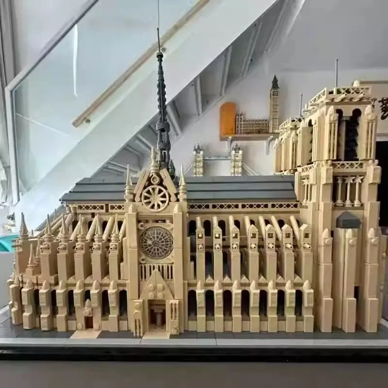 NEW 4383PCS Notre-Dame de Paris Architectural Model Kit Collectible Building blocks Set for Adults Gift Idea Lovers of History