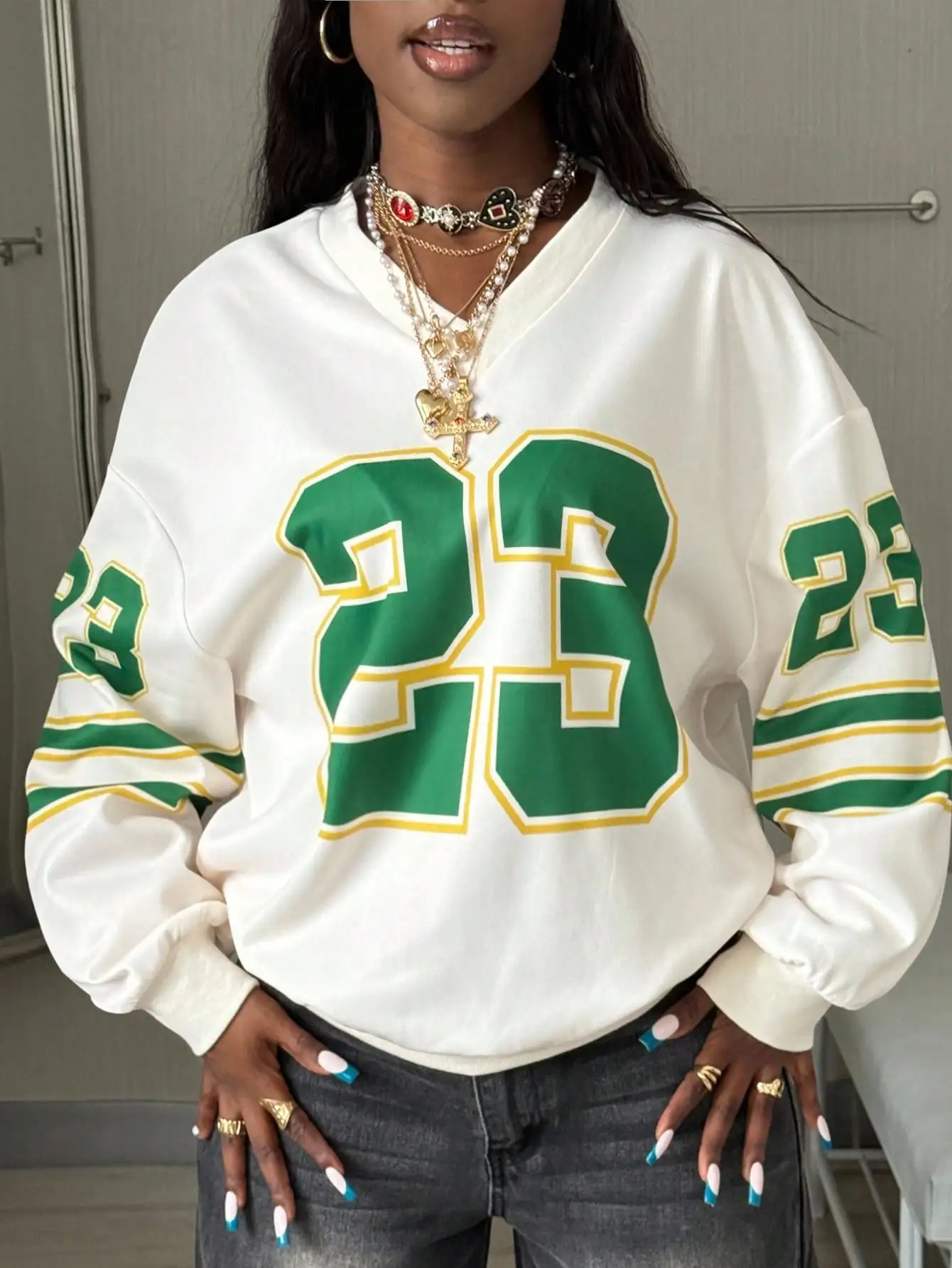 

Женская осенне-зимняя крутая уличная одежда для девочек на выход, спортивный номер, удобная графика с рисунком