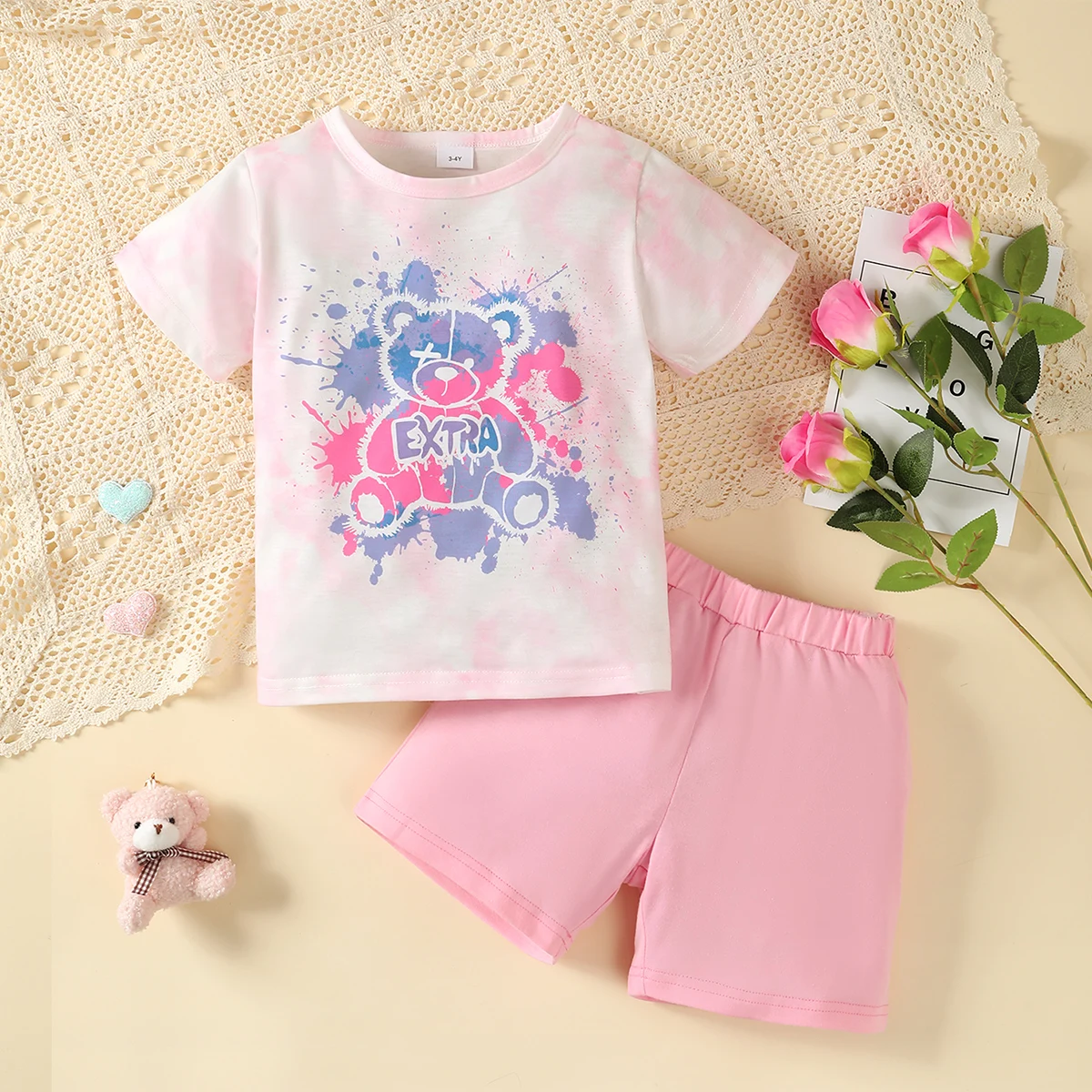 2-teiliges Sommer-Set für Mädchen, Batik-Teddybär, kurzärmelig + Stretch-Shorts, Set für Mädchen im Alter von 4–7 Jahren, Freizeit-Set für Kinderkleidung