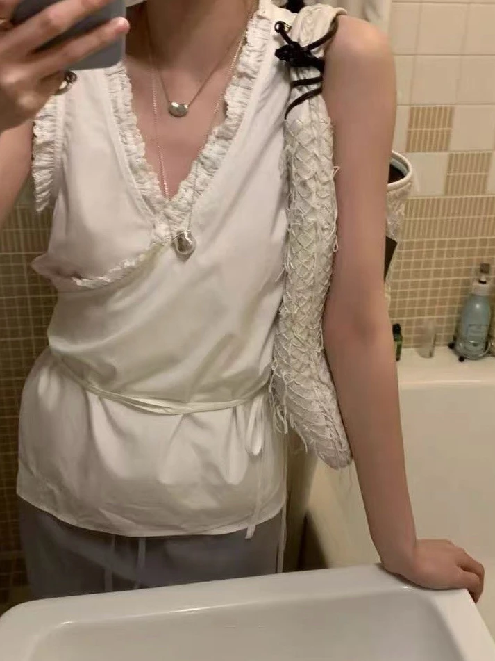 

Miss Candy Korean Style Ribbonbit Vest Double-Sided Wear Cross V-Neck Strapless Sleeveless Top Commute Style Splice Slim Fit ...
