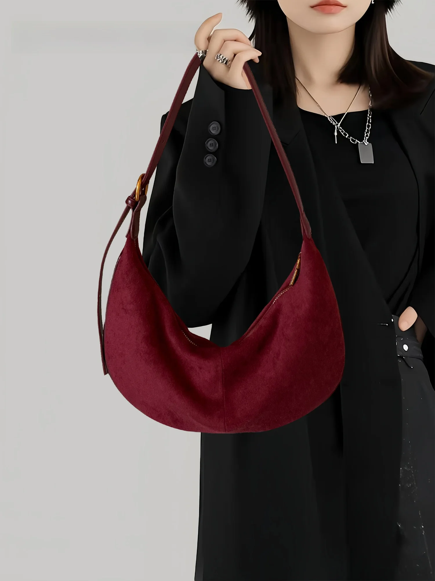 

Red Suede Underarm Moon ape Dumpling Bag Women's Faion Luxury Crossbody Wedding Bag Soft Handbag Commute Sle Zipper Clo...