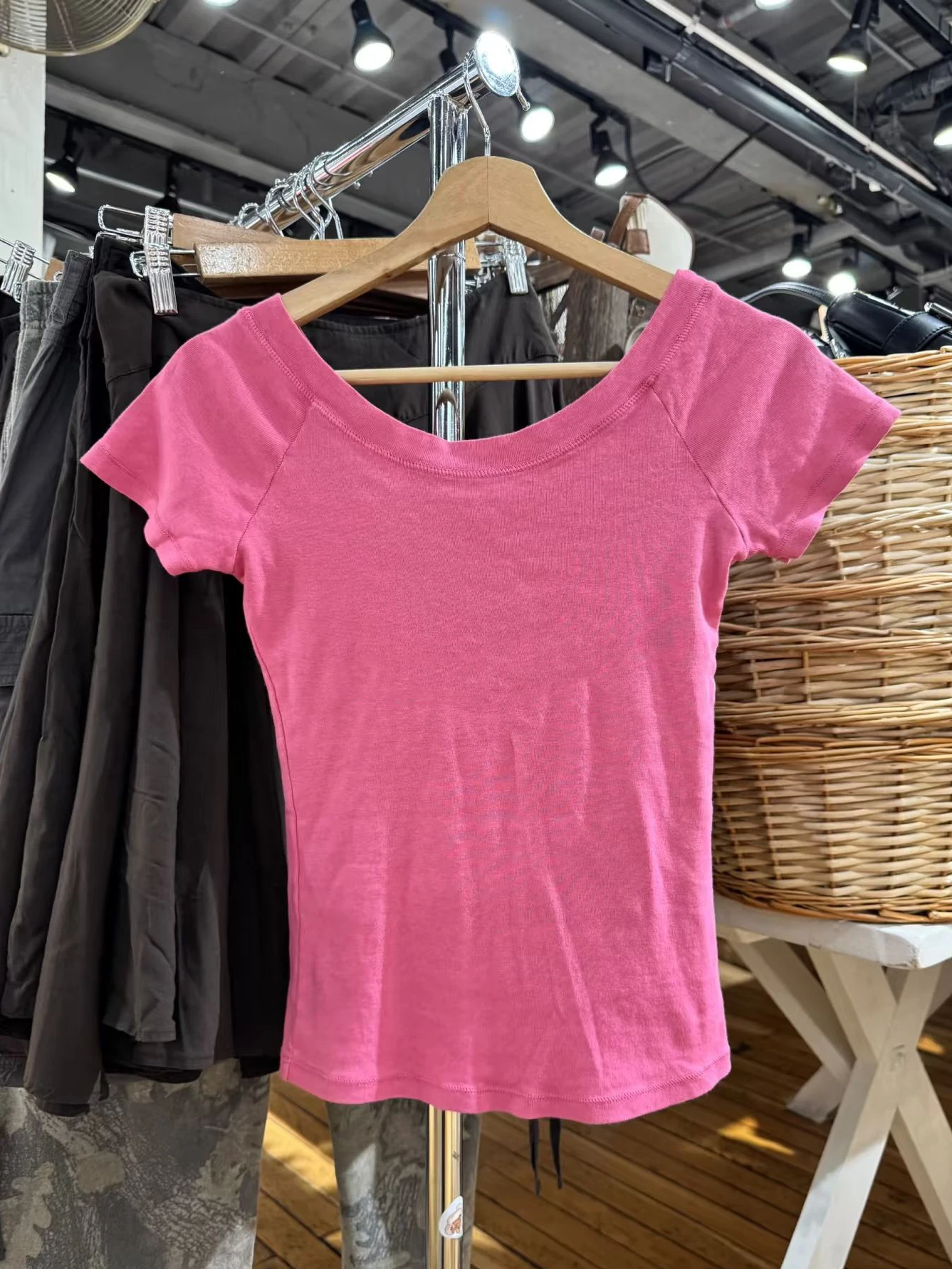 Rose Red Basic Slim T-shirt Woman Summer Scoop Neck Short Sleeve Cotton Tees Casual Simple Sweet Preppy Style Tshirt Y2k Tops