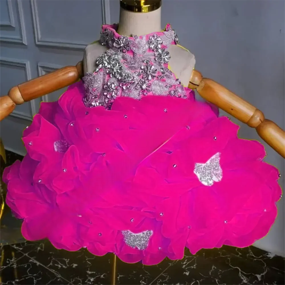 Maßgeschneidertes Luxus-Blumenmädchenkleid mit Neckholder, Spitze und Perlen, Kurzes Tüllkleid für Hochzeit, Geburtstag, Festlichkeiten und Laufsteg