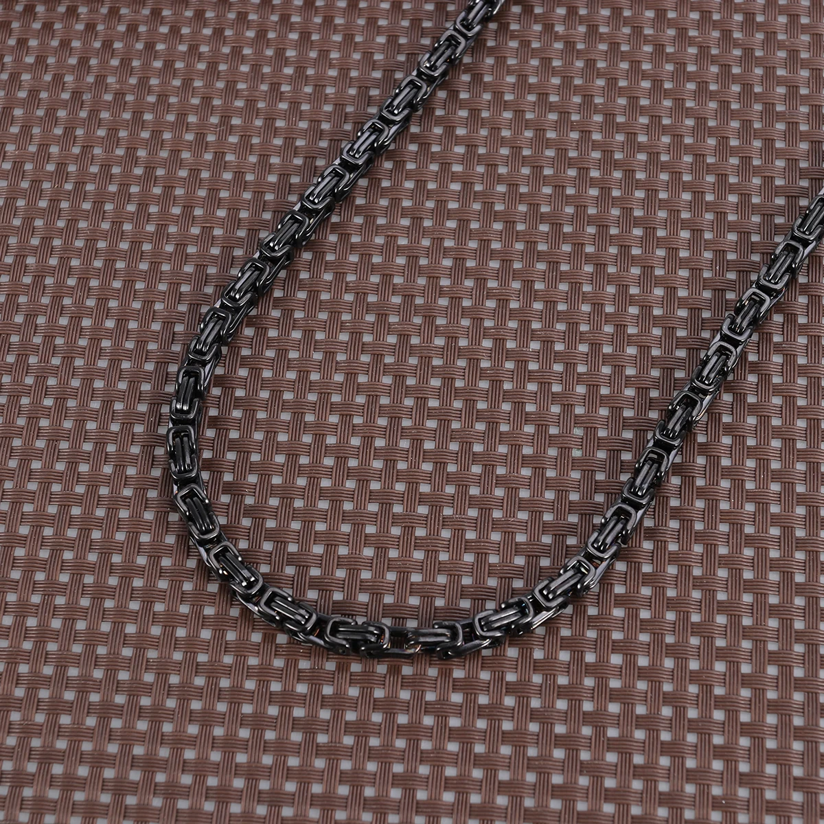 Ожерелье из титановой стали для мужчин, легкая прочная цепочка, черный металл, гипоаллергенные, не тускнеющие, крутые ювелирные изделия, простые, уникальные