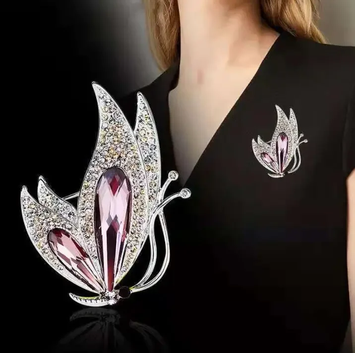 Luxurious Purple Crystal Butterfly Rhinestone Brooch Pins Fashion Suit Accessory Women\'s Corsage Outfit Jewelry Gift