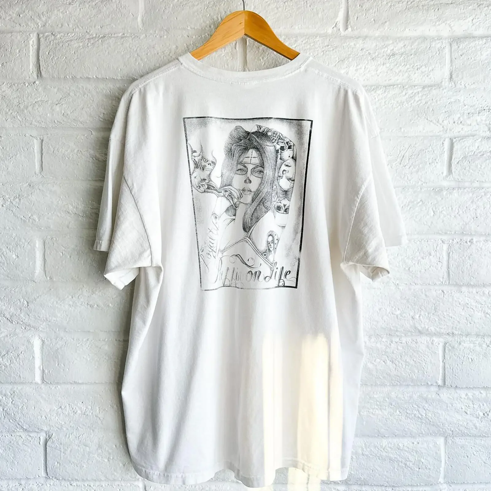 White  T Shirt Back 'Life on Life' Skull Cross Forehead Woman Casual Streetwear Cotton vintage Washed Top For Everyday Wear