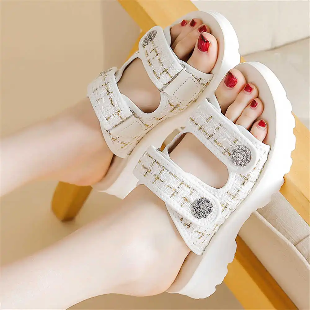 Sin tacón, sandalias baratas súper ligeras, zapatos de tenis de tela para mujer, zapatillas deportivas de lujo, compra de alta tecnología en el exterior