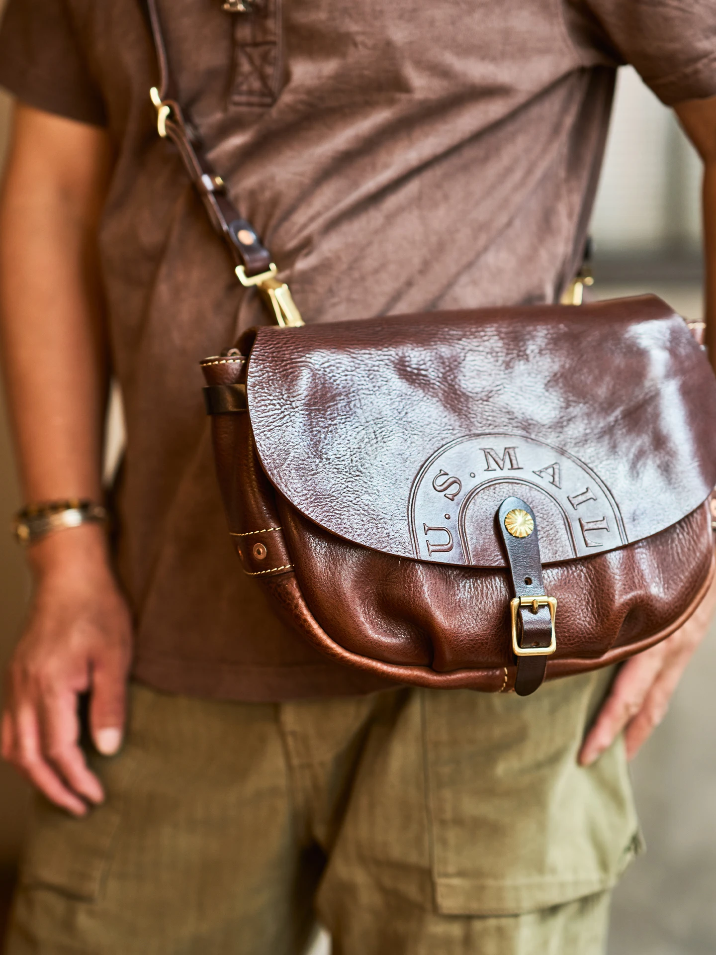 

outdoor daily work tanned cowhide men's messenger bag fashion vintage organizer designer handmade real leather shoulder bag