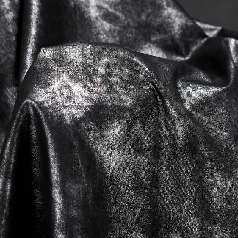 Tela de diseñador para ropa, chaquetas y bolsos, de cuero negro coloidal vaquero moteado con brillo, estilo envejecido y recuperado, 50x145cm