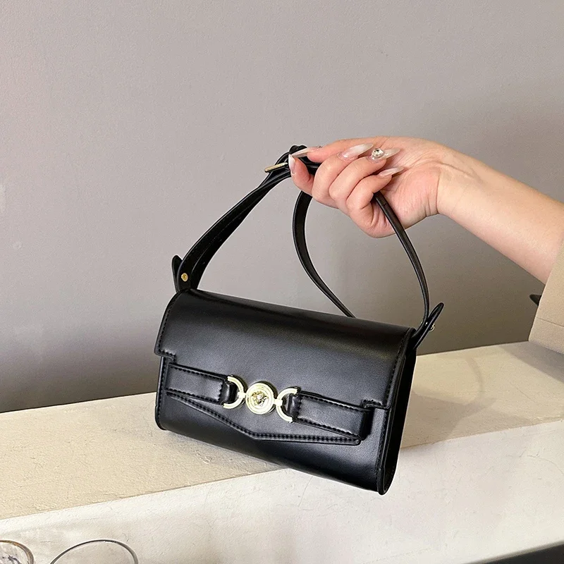 

Высококачественная дизайнерская кожаная большая сумка для женщин, минималистичный кошелек через плечо с винтажным буквенным логотипом и скрытым карманом