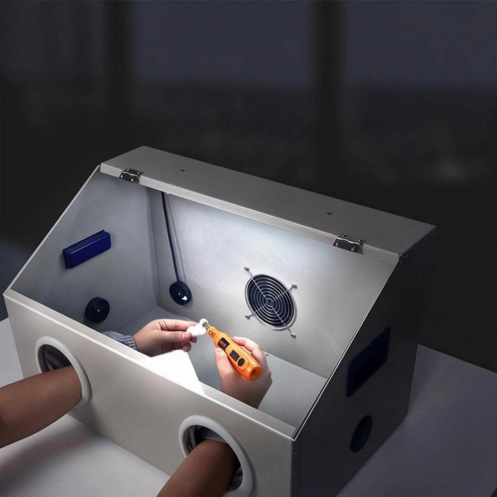 

Dust-Proof Work Box Metal Body Dust Collection Box Work Enclosure Transparent Lid Slanted Top for Workshop