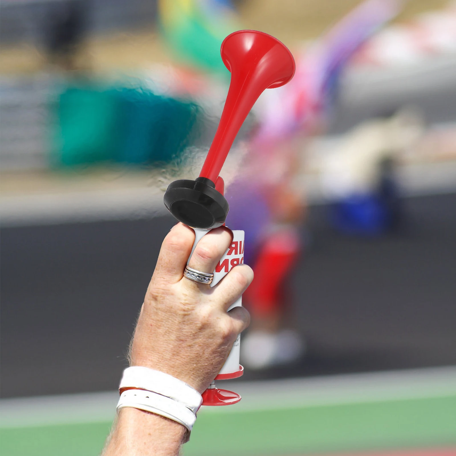 

Horn Plastic Hand Trumpet Cheering Noisemakers Loud Sound Small Size Strong Materials Soccer Fan Trumpet Football