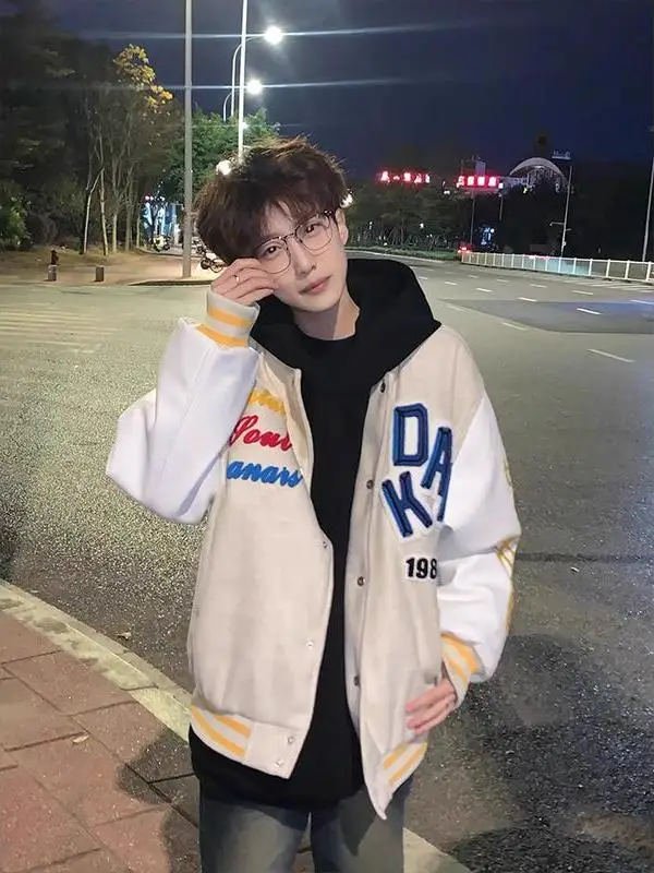 Jaet con letras bordadas Retro americanas, ropa de abrigo holgada de béisbol para hombre, moda Otoño Invierno, chaqueta fresca versátil