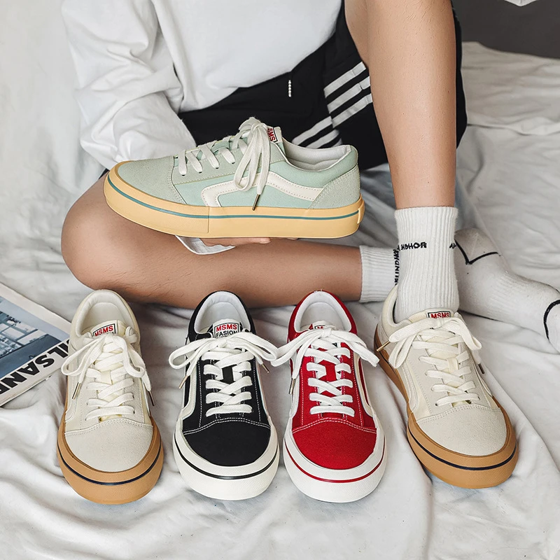 Unisex Casual Canvas Shoes Fashion Lace Up Couple Canvas Sneakers Hip Hop Skateboard Casual Shoes Men Vulcanized Shoes Tênis