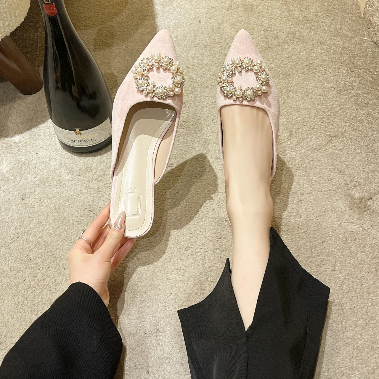 

New Women's Luxury Shoes Mules Women's High Heels Fashion Wedding Pump Women Rhinestone Pointed Toe Sandals Ladies Zapatos Mujer