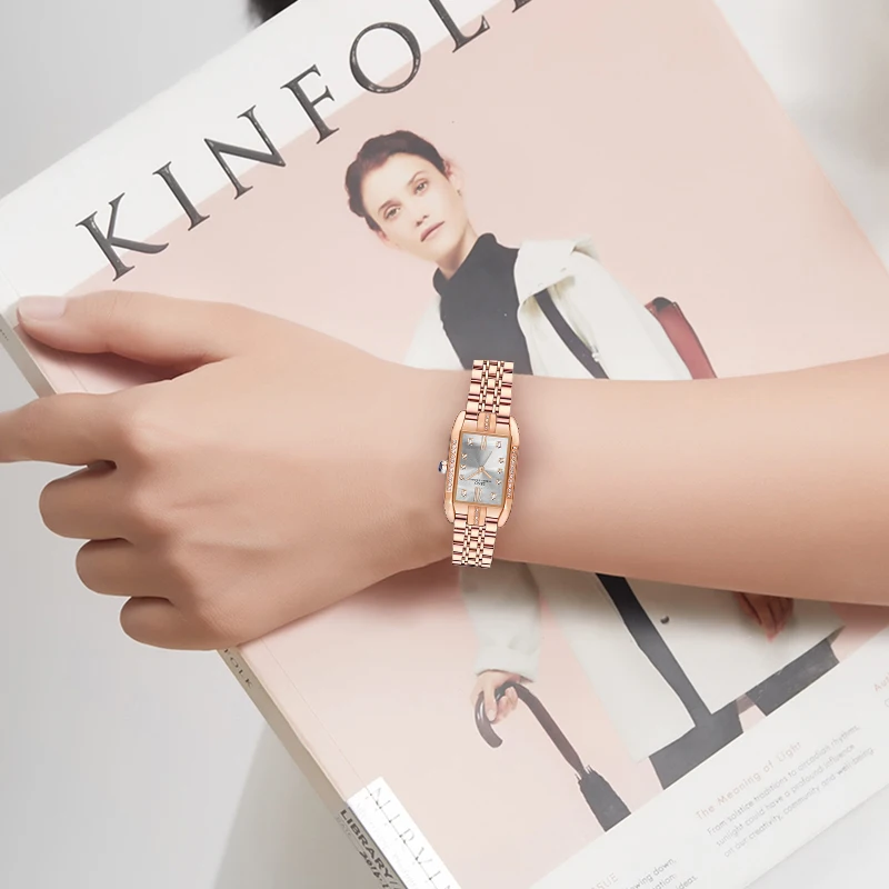 หรูหราทองนาฬิกาผู้หญิงสี่เหลี่ยมผืนผ้านาฬิกาข้อมือควอตซ์กันน้ำแฟชั่นหญิงเงินนาฬิกาภรรยาของขวัญสาว