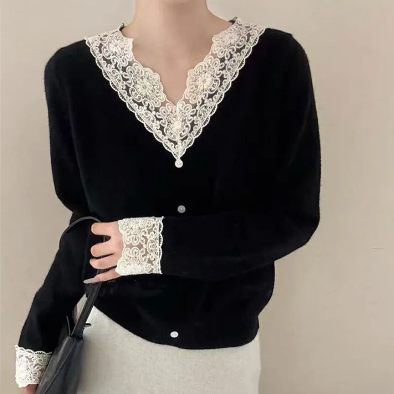 

French Vintage Style V-Neck Cardigan with Lace Embroidery White Trim Long Sleeve Sweater Top for Daily Wear