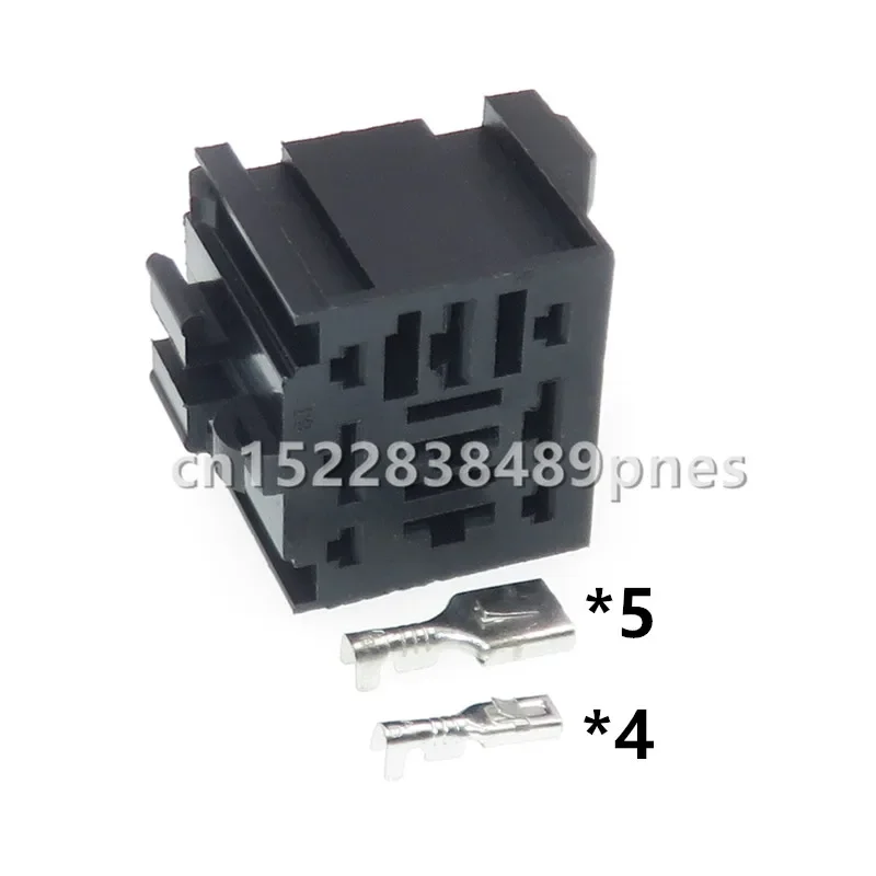 

9 Pole Auto Relay Plug Automobile Fuse Connector Electrical Socket With Terminals