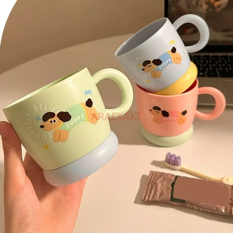 

1pcs Cute sausage dog mouthwash cup, household bathroom wash cup, couple student dormitory brush cup