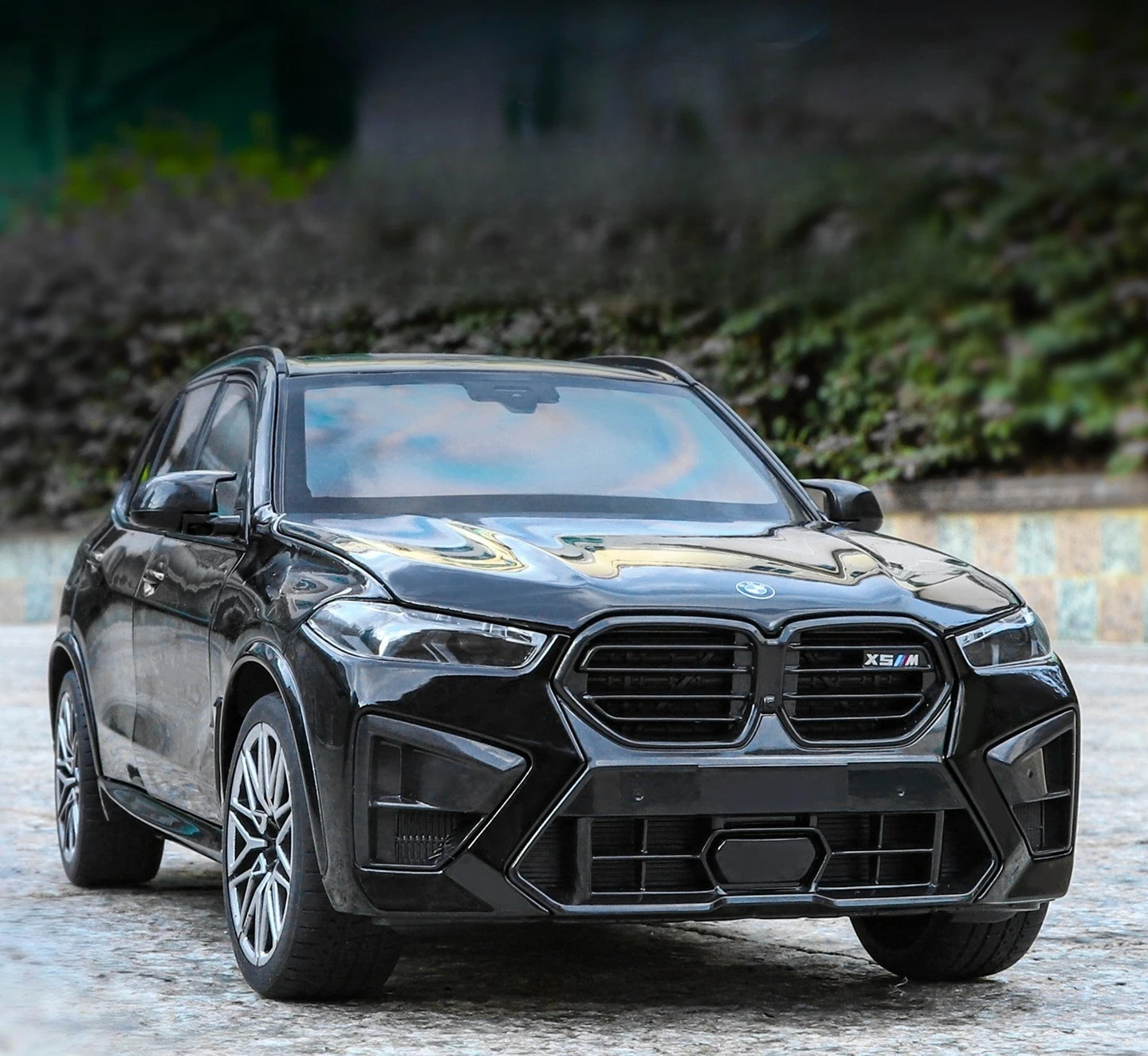 1:18 X5 modelo de coche ornamento juguete para regalo modelo de coche de aleación fundido a presión coleccionable