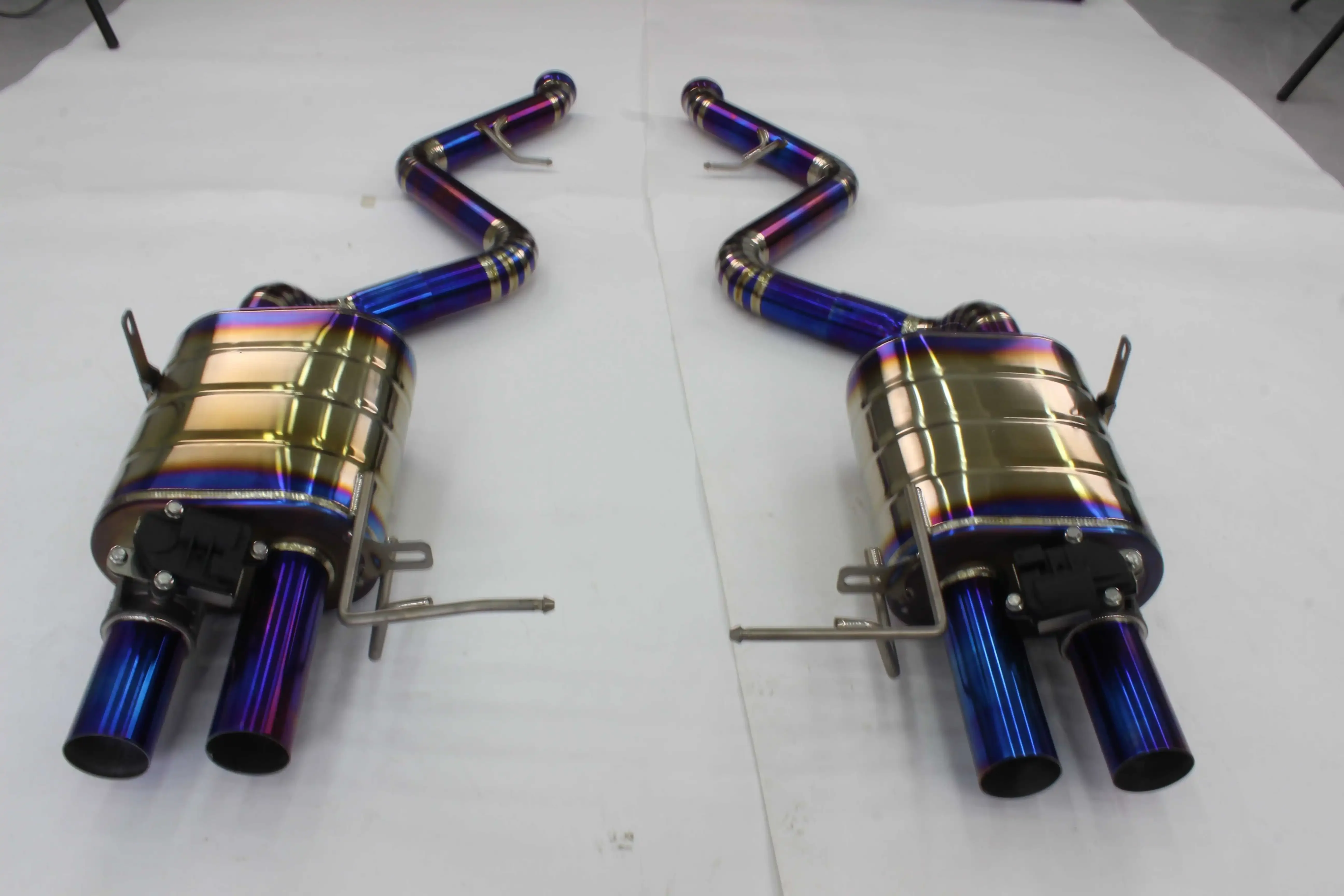 Custom Auto Uitlaatsysteem voor Bmw335/335i E90/E92/E93 4.0L Racewagen Uitlaatpijp Escape uitlaat Catback Uitlaat