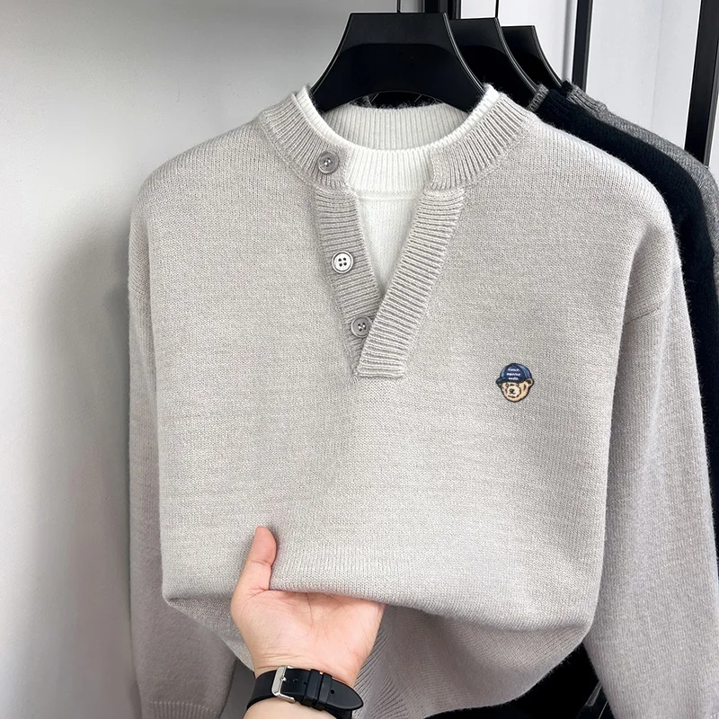 Koreanischer Freizeitpullover für Herren mit langen Ärmeln, Knopfleiste, Farbblockierung, zweiteiliger Optik, Stickerei, Strickware, modische Herrenbekleidung – Detail 9
