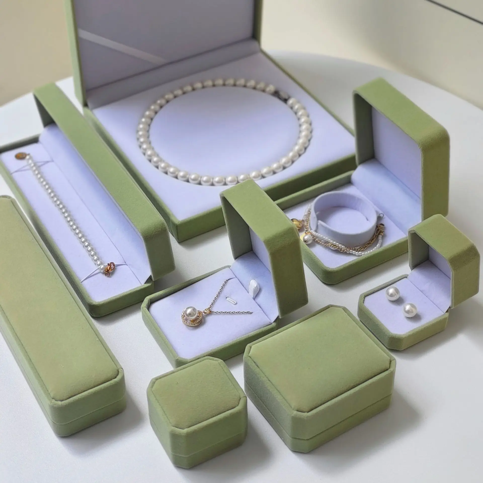 5pcs Simple High-end Solid Color Velvet Jewelry Box Necklace Earring Ring Bracelet Jewelry Box Souvenir Jewelry Packaging Box