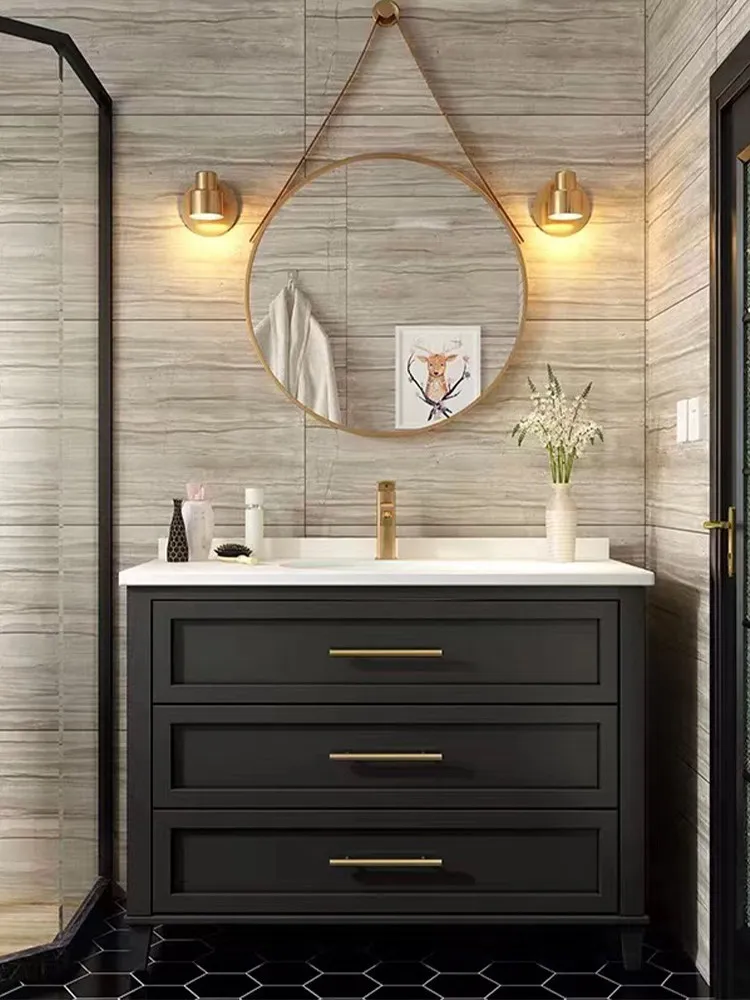 

Комплект мебели для ванной из дуба в американском стиле: тумба под раковину, унитаз, тумба-умывальник, напольная тумба с каменной столешницей