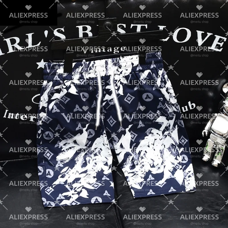 

2025 New Quick-drying Luxury Haute Couture Men's New Summer Color Matching Printed Shorts Casual Pants Five-point Beach MOTO