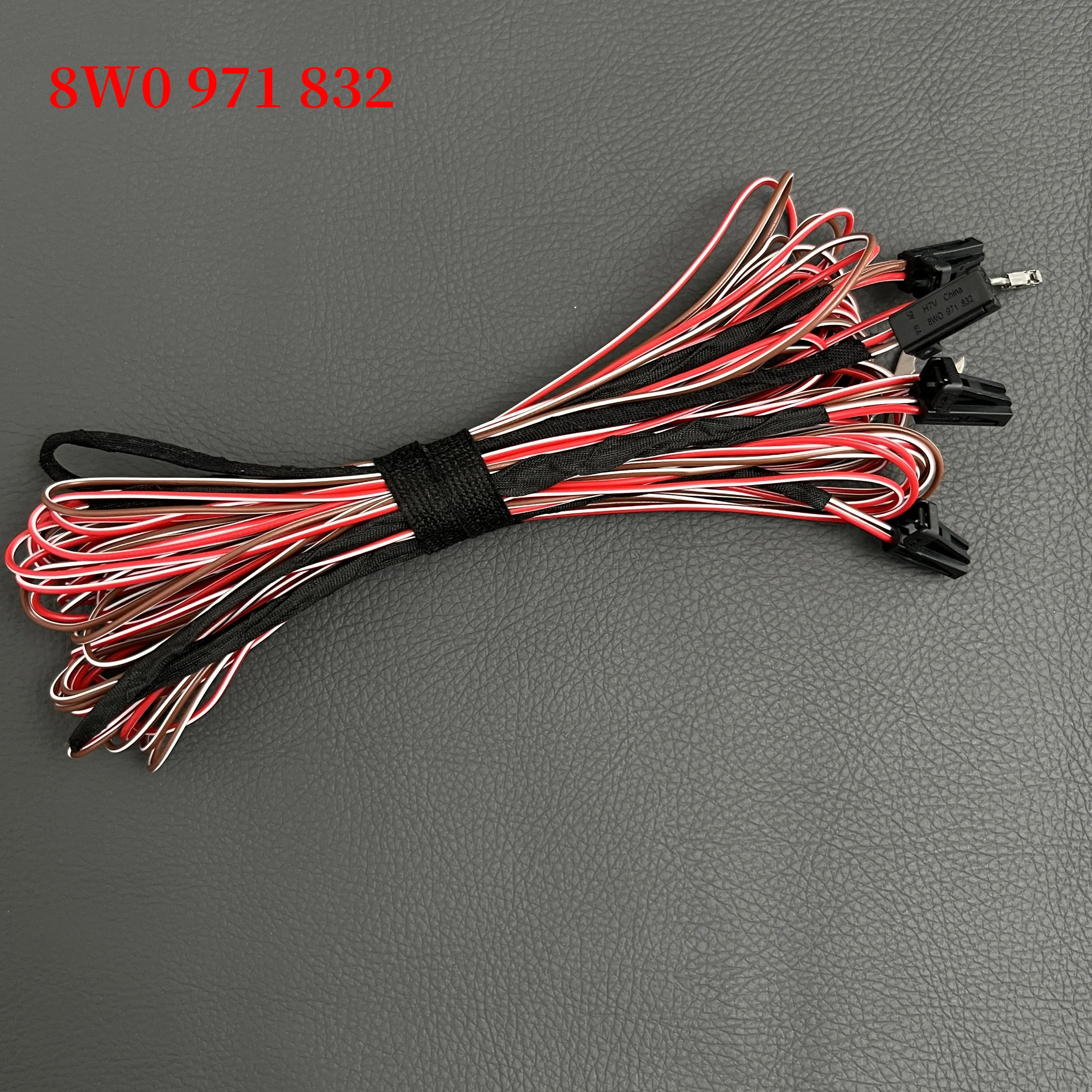 Car LED Footwell Light Foot Lamp 4E0 947 415 For Audi A1 A3 A4 B8 B9 A5 A6 A8 Q3 Q5 Q7 TT For VW Passat B6 B7 Golf 5 MK5 6 MK6