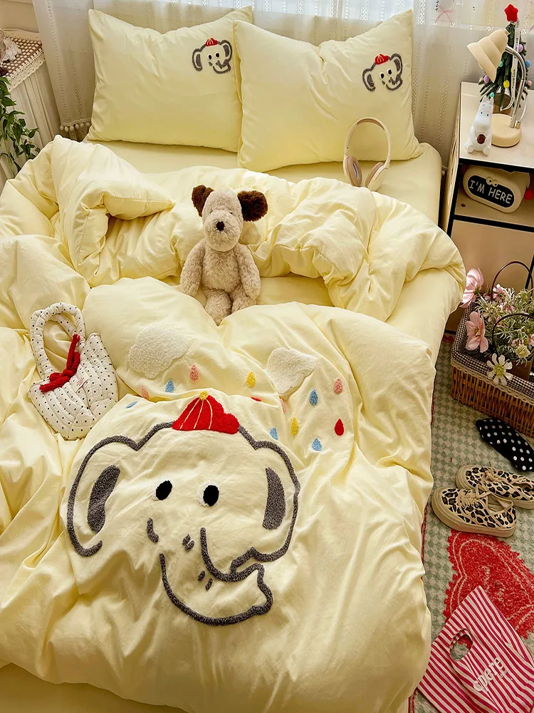 INS Style Cartoon Towel Embroidery Washed Cotton Duvet Cover 4-Piece Bedding Set