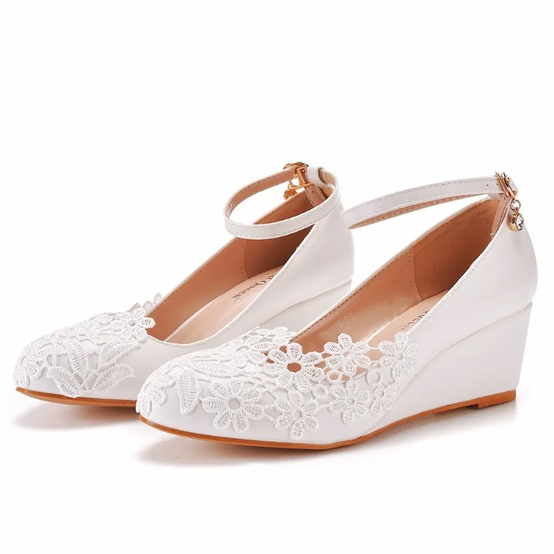 

New Woman Wedge Heel Shoes Lace Flower Pearl Round Toe Square Women Bridal Pumps Fashion Female Bridesmaid Banquet Shoes，35-41