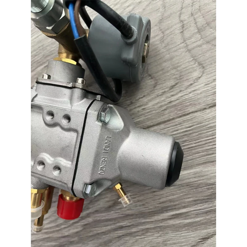 CNG LNG Natural Gas Engine Parts NG2-8 1001482916 High Pressure Reducer Pressure Regulator Valve