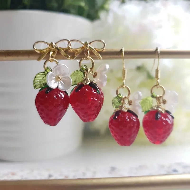 

Cute Strawberry Earrings Unique Red Strawberry Pendant Fruit Earrings Creative Pomegranate Earrings Statement Jewelry Wholesale
