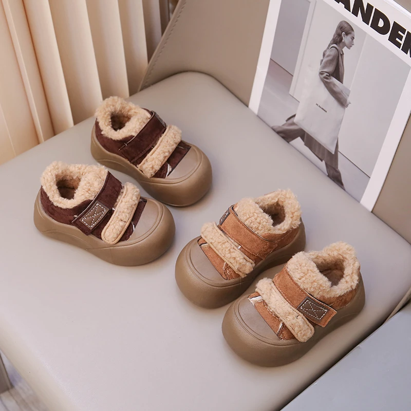 

Kids Flat Shoes Double Hook&loop Children Casual Shoes Retro Suede 2025 Winter New Girls Fashion Shoes Soft Toes Capped Trendy