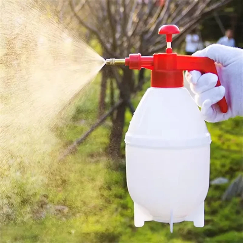 1pc 0.8/1.5L Large Capacity Manual Pump Spray Farm and Garden Irrigation Pressure Sprayer Adjustable Nozzle Car Cleaning Sprayer