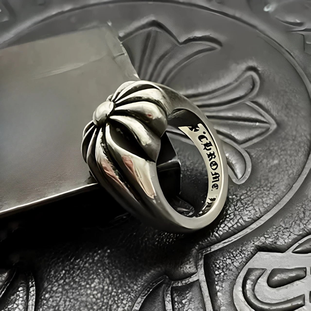 

S925 sterling silver retro big cross ring, men's and women's personality domineering ring, heavy gothic style