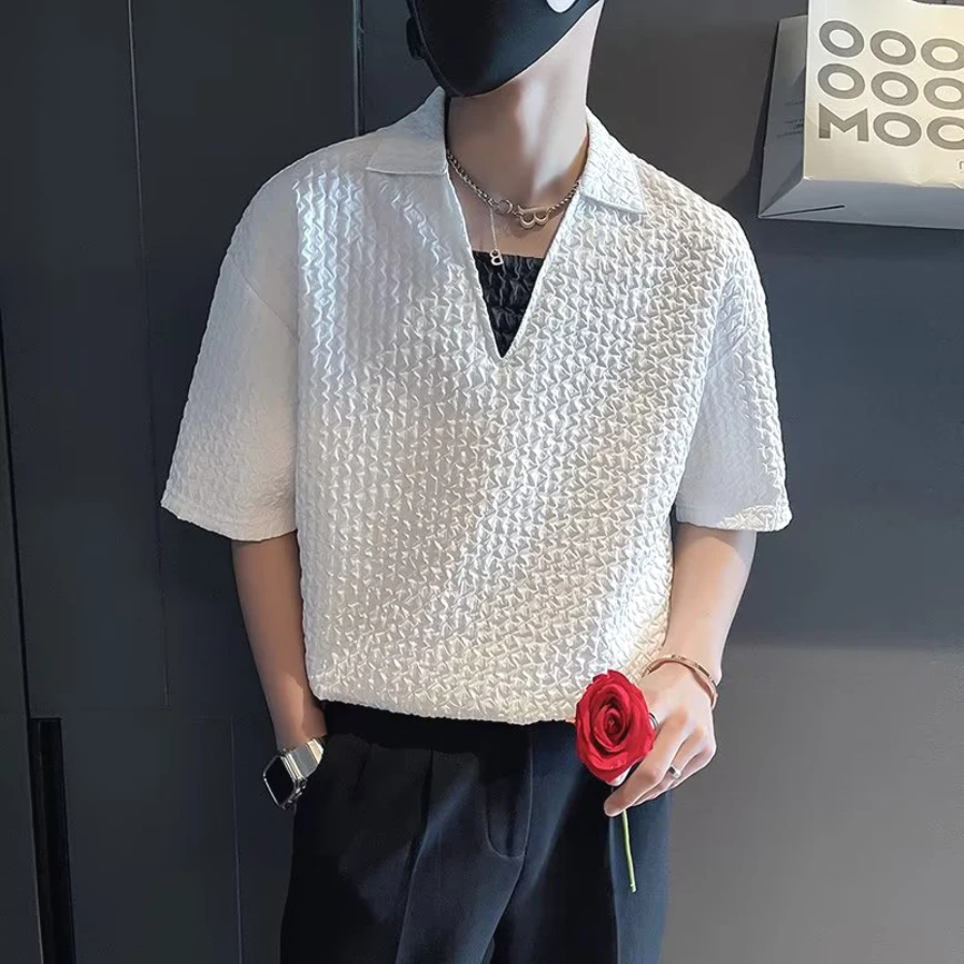 

Мужская футболка с имитацией двухслойности, вышивкой и текстурой, с V-образным вырезом, летняя, свободного кроя, молодежная, трендовая, из спандекса