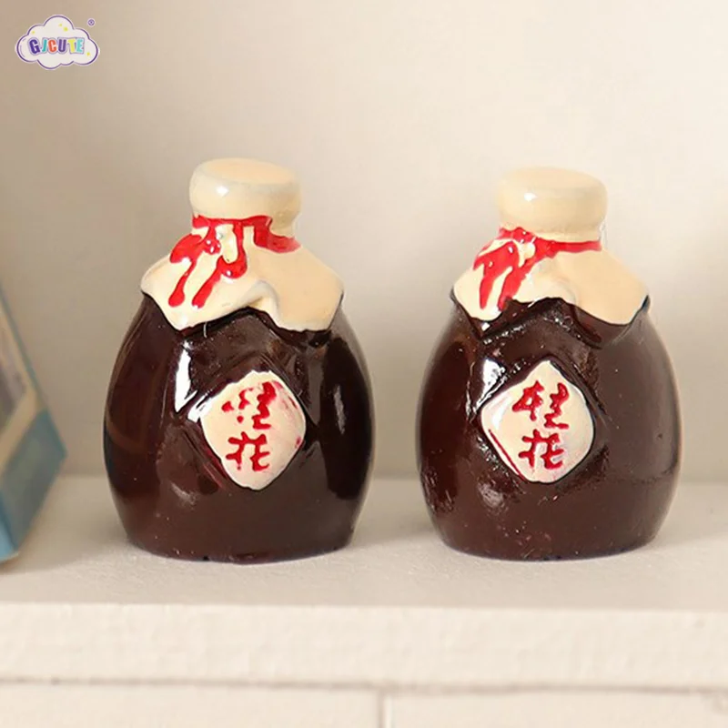 

2Pcs Dollhouse Miniature Wine Bottles With Bamboo Mat Kitchen Model Dolls House Living Room Decoration Accessories