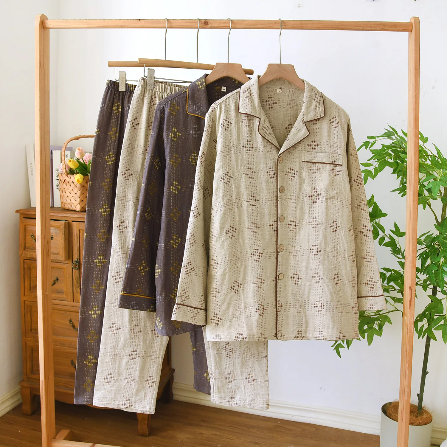 

Men's Sleepwear Clothes Cotton Long Sleeved Shirt Pants Pajama Set Thin Loose Fitting Comfortable Soft Men's Pyjamas Sets