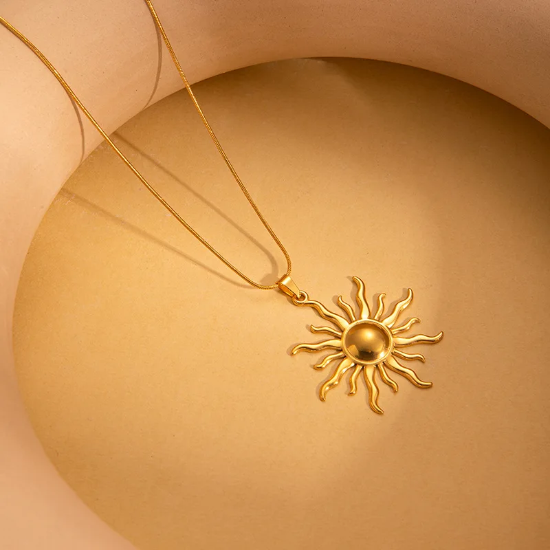 316L Stainless Steel Golden Fashion Sun Pendant Necklace For Women Girl 2024 New Concise Solar Neck Chain Jewelry Gift image 4