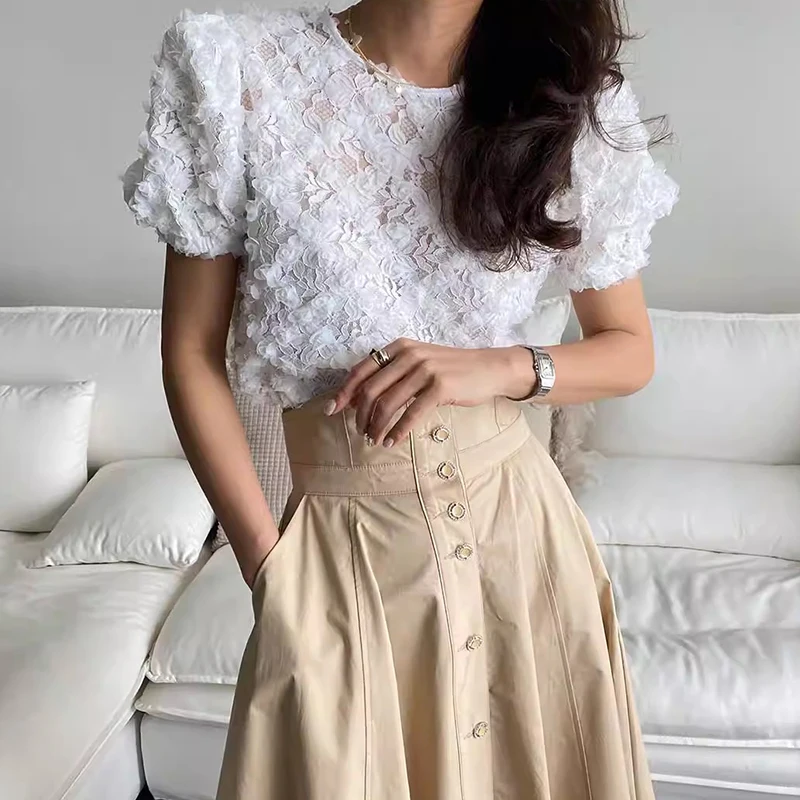 

Sweet Sle ort Sve Lace Bubble Sve irt Women's Summer New Arrival 3D Rose Embellied Top Polyester Fiber