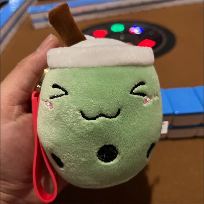 Leite Chá Gato Adorável Chaveiros para Mulheres, Chaveiros Bola De Pelúcia, Jóias Artesanais, Amigos Presente, Decoração Da Bolsa, Bonito